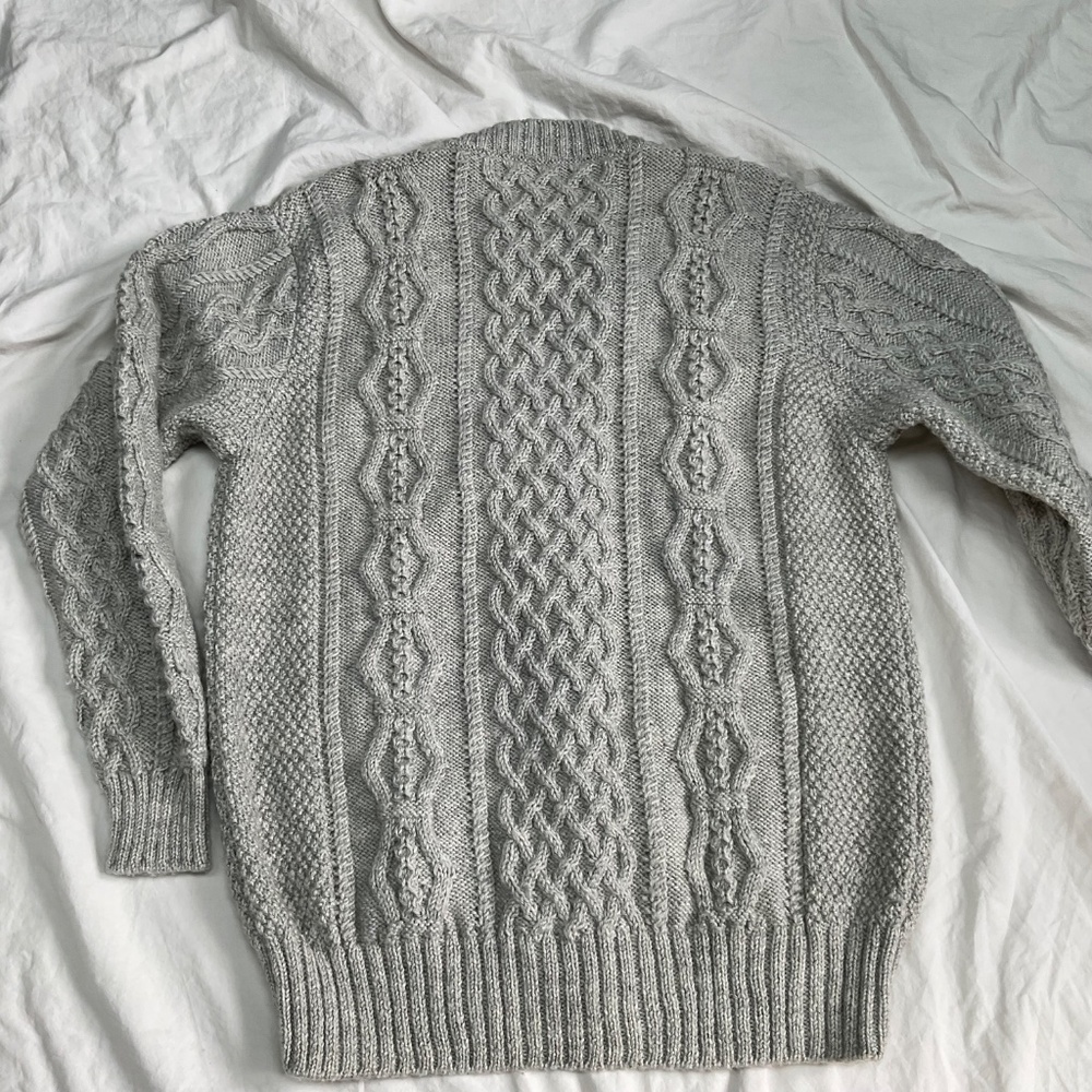 Women’s L/XL Cable Knit Handmade Cardigan - Picture 2 of 6